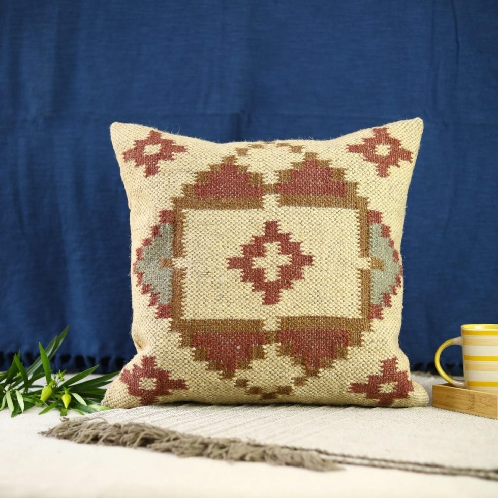 Cojín kilim marfil mezcla de yute