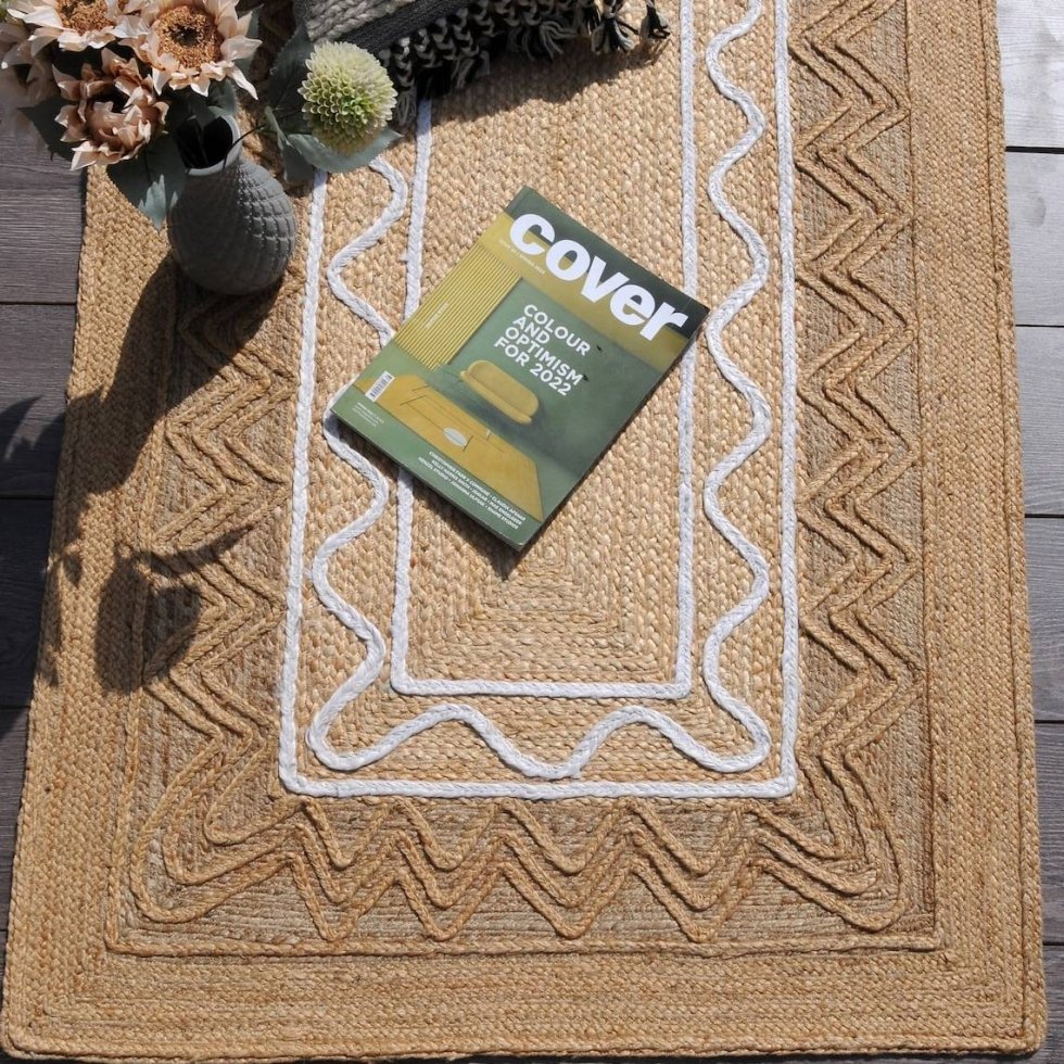 Alfombra de yute trenzado con textura natural