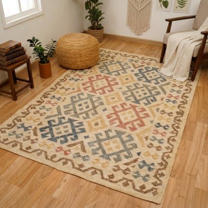 Beige aztec cotton and jute rug