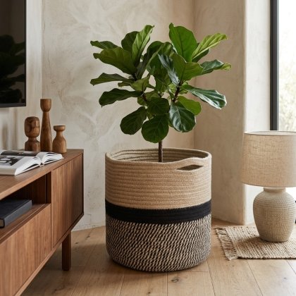 Inicio Black and natural jute plant basket