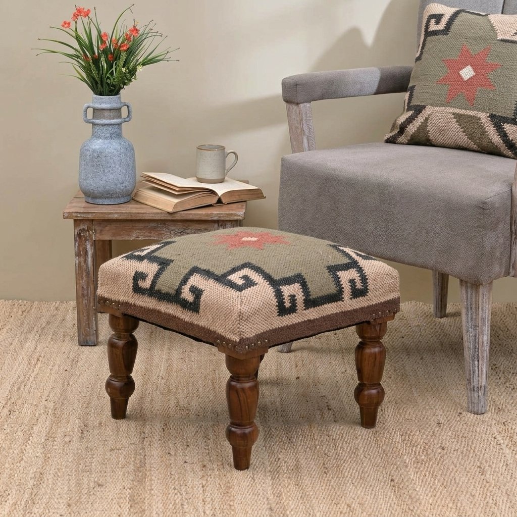 Taburete otomano de yute marfil ornamentado Ivory ornate jute ottoman stool